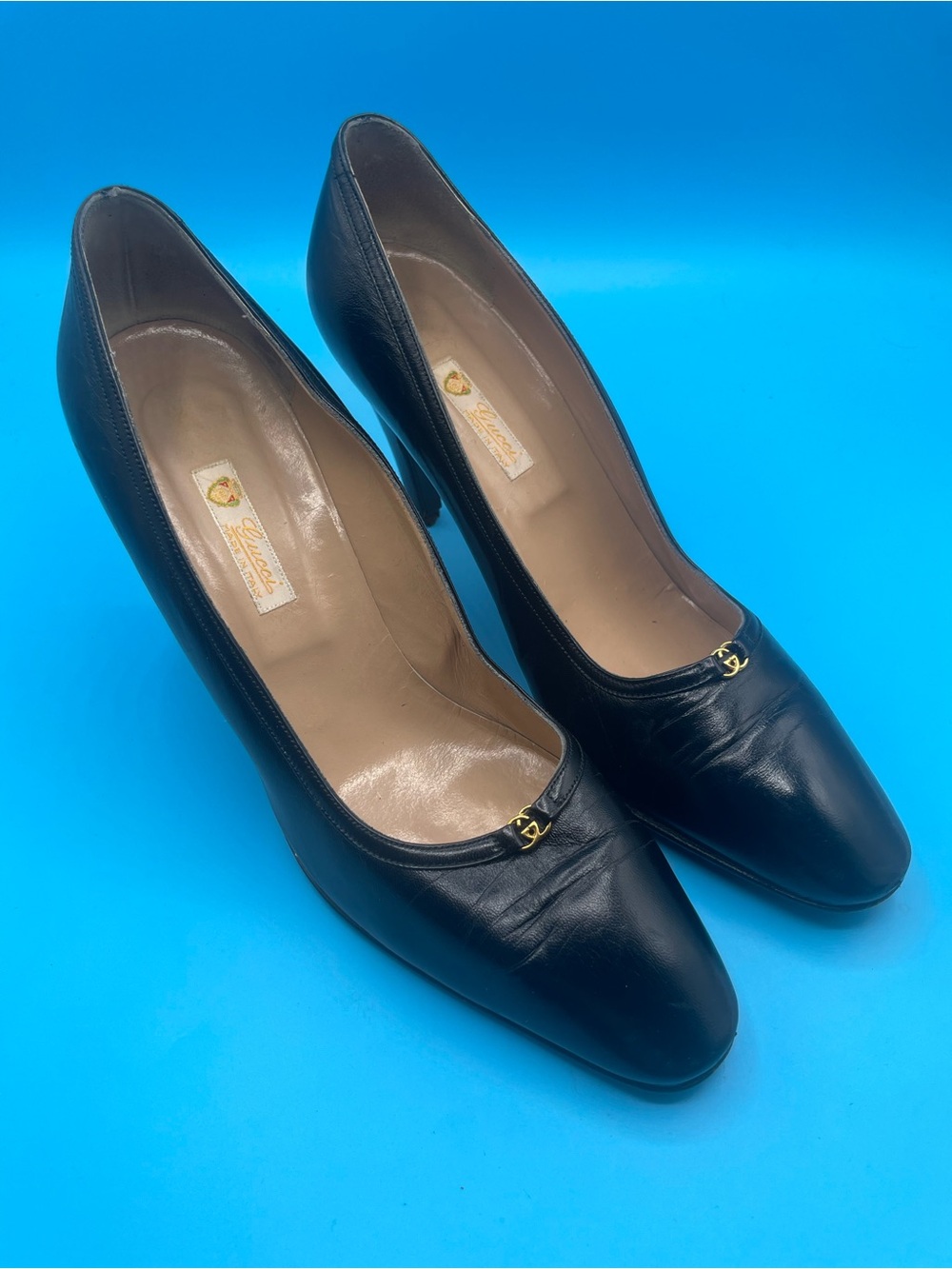 VINTAGE‎ Gucci black leather pumps